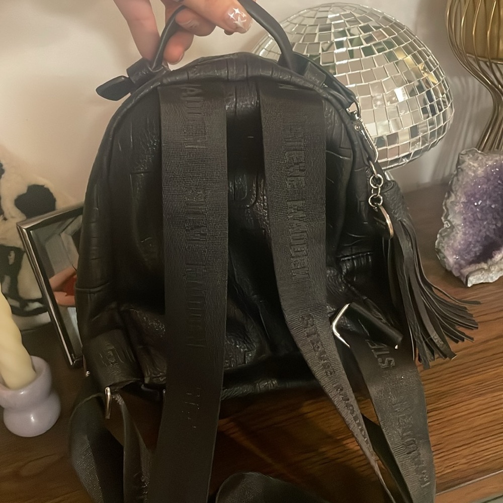steve madden mini backpack - Picture 5 of 5